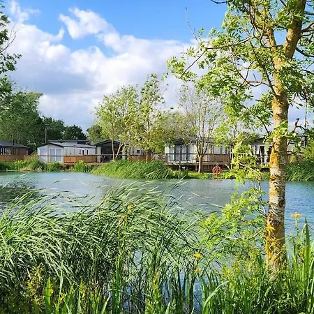 Сasa de vacaciones Lakefront 5 Star Country Park Private Fishing Free Parking 5 Malton
