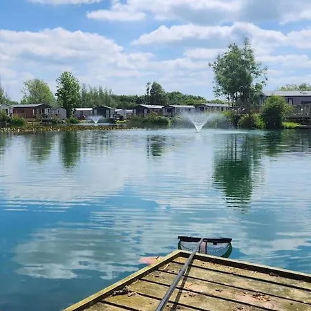 Сasa de vacaciones Lakefront 5 Star Country Park Private Fishing Free Parking 5 Malton